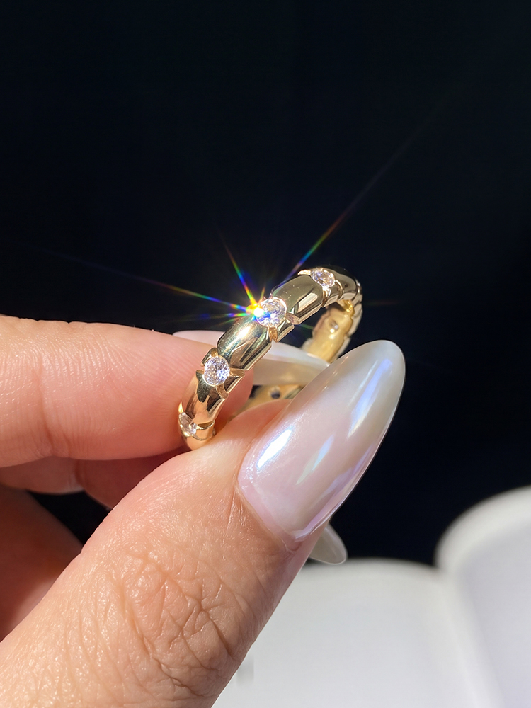 Simple Real Moissanite Diamond - Moissanite Ring 评论和价格