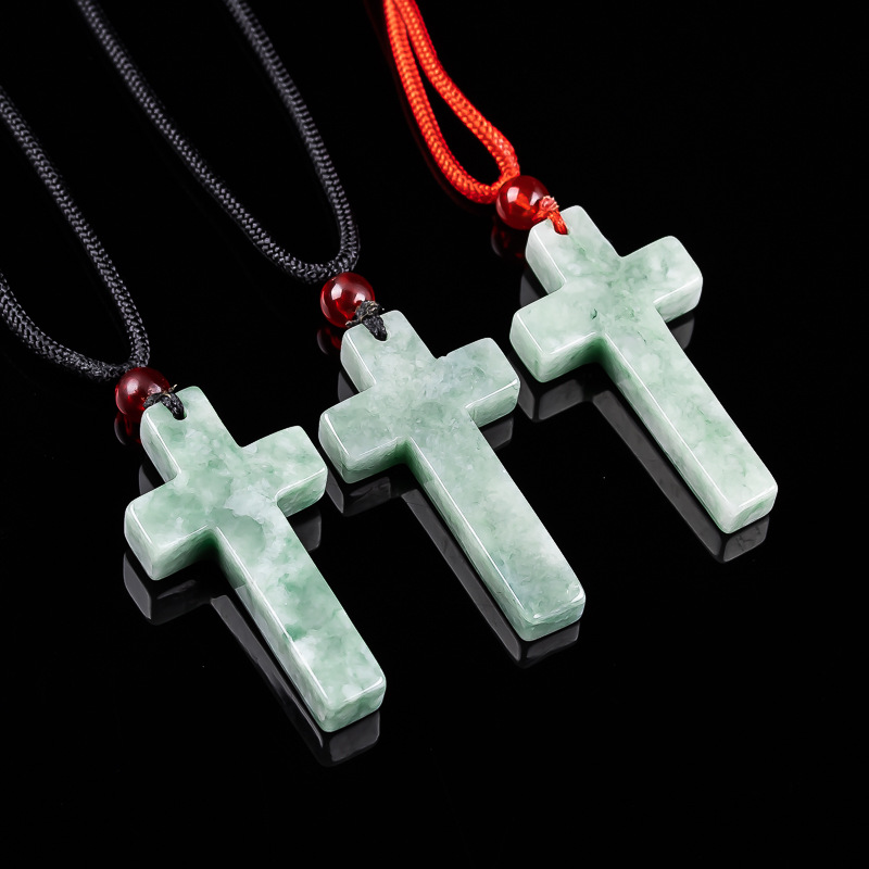 Myanmar Jadeite Cross Pendant  - Necklace Pendant 评论和价格
