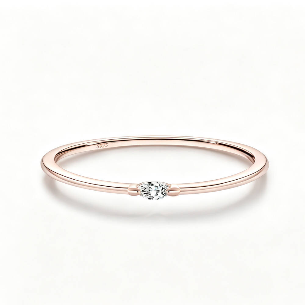 Marquise Cut D VVS1 Moissanite - Minimalist Ring Stackable 评论和价格