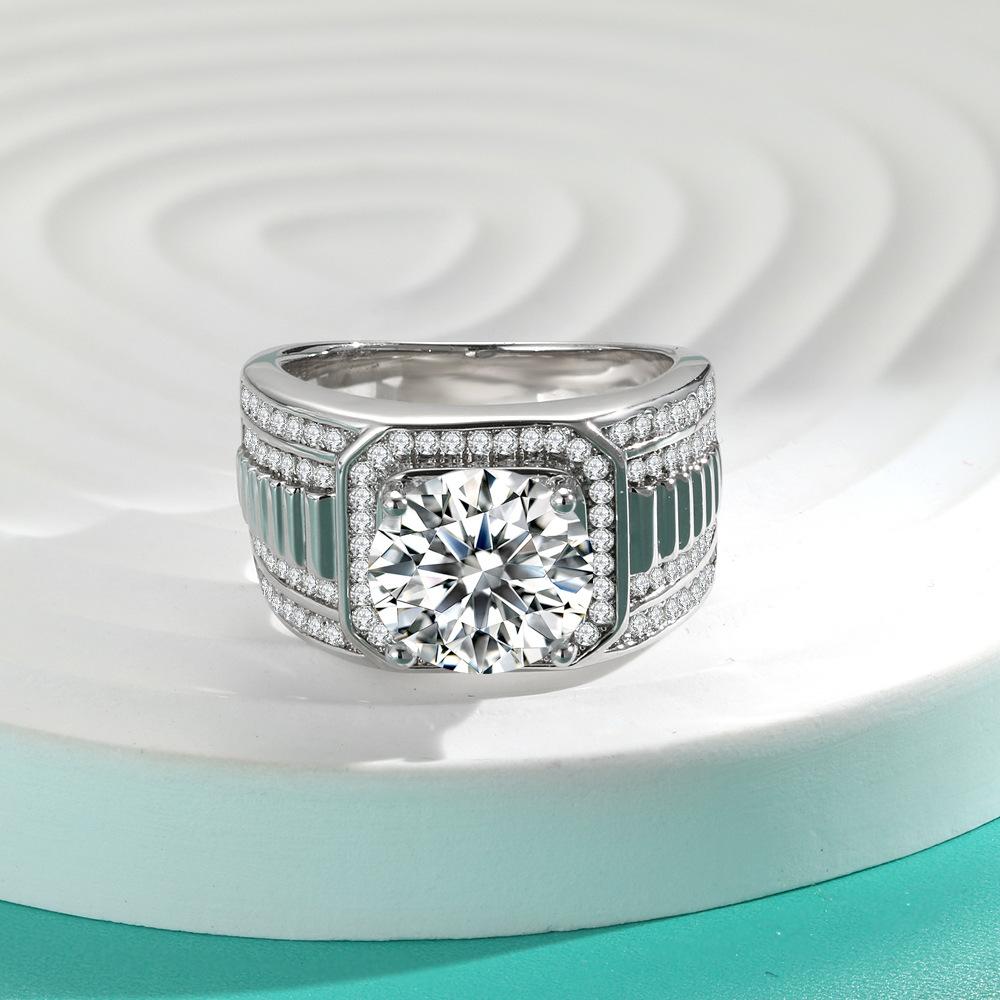 1 2 5 Carat D Color Moissanite - Moissanite Ring 评论和价格