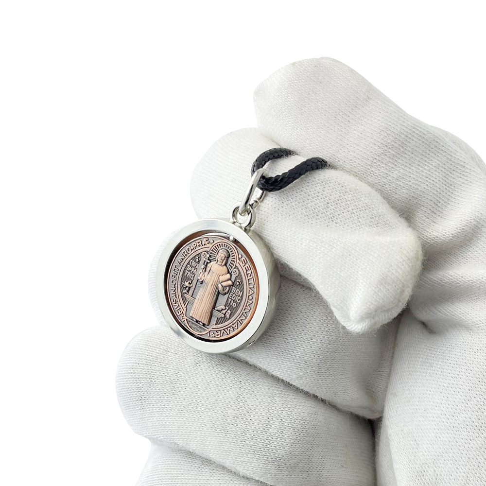 New St Benedict Medal Necklace - Necklace Pendant 评论和价格