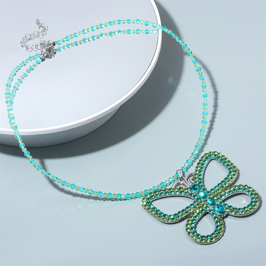 Suddenly 30 Jenna Exaggerated  - Butterfly Pendant Necklace 评论和价格