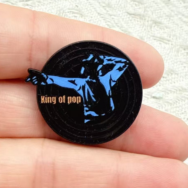 4pcs Classic Rock Band Enamel  - Vintage Brooch Pin 评论和价格