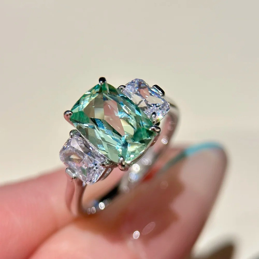 Luxury Mint Green High Carbon  - Minimalist Ring Stackable 评论和价格